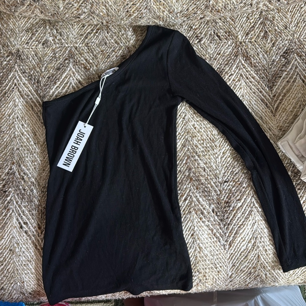 New JOAH BROWN One shoulder Long Sleeves Ribbed‎ Black Top Size S/M